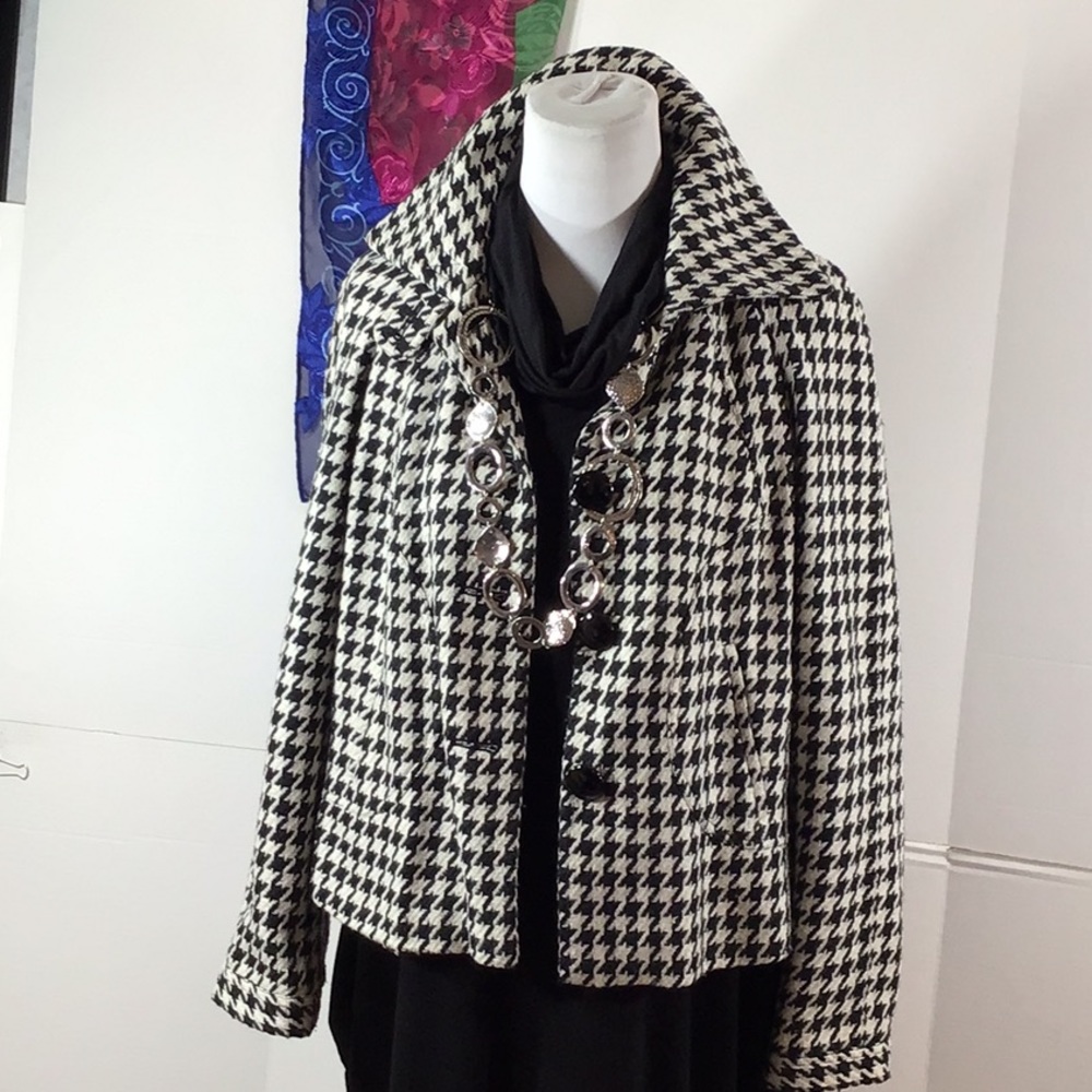 Grace Elements B/W Button Front Jacket 6 - image 1